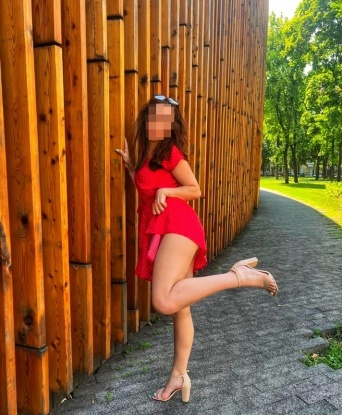 Раечка, 25